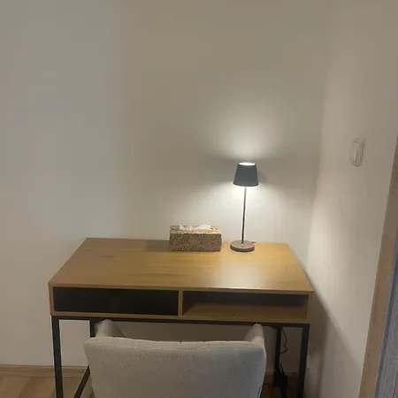 Jenys Usti Apartment *
